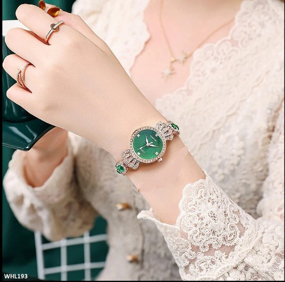 Round Dial Flower Bracelet Watch