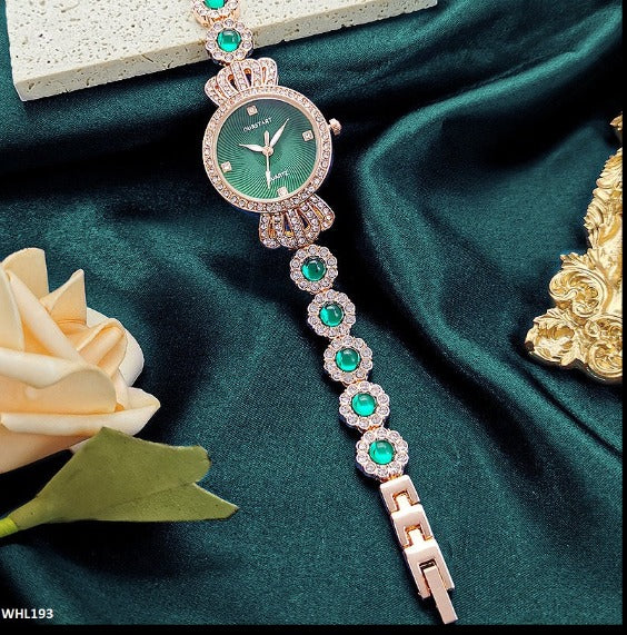 Round Dial Flower Bracelet Watch